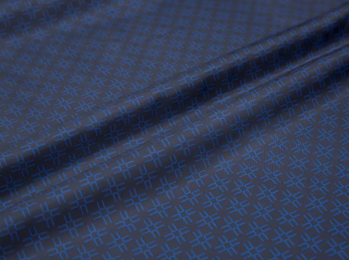 Varför föredrar designers all-polyester twill tryckt fodertyg?